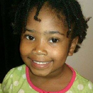 Meet your Posher, Salyna